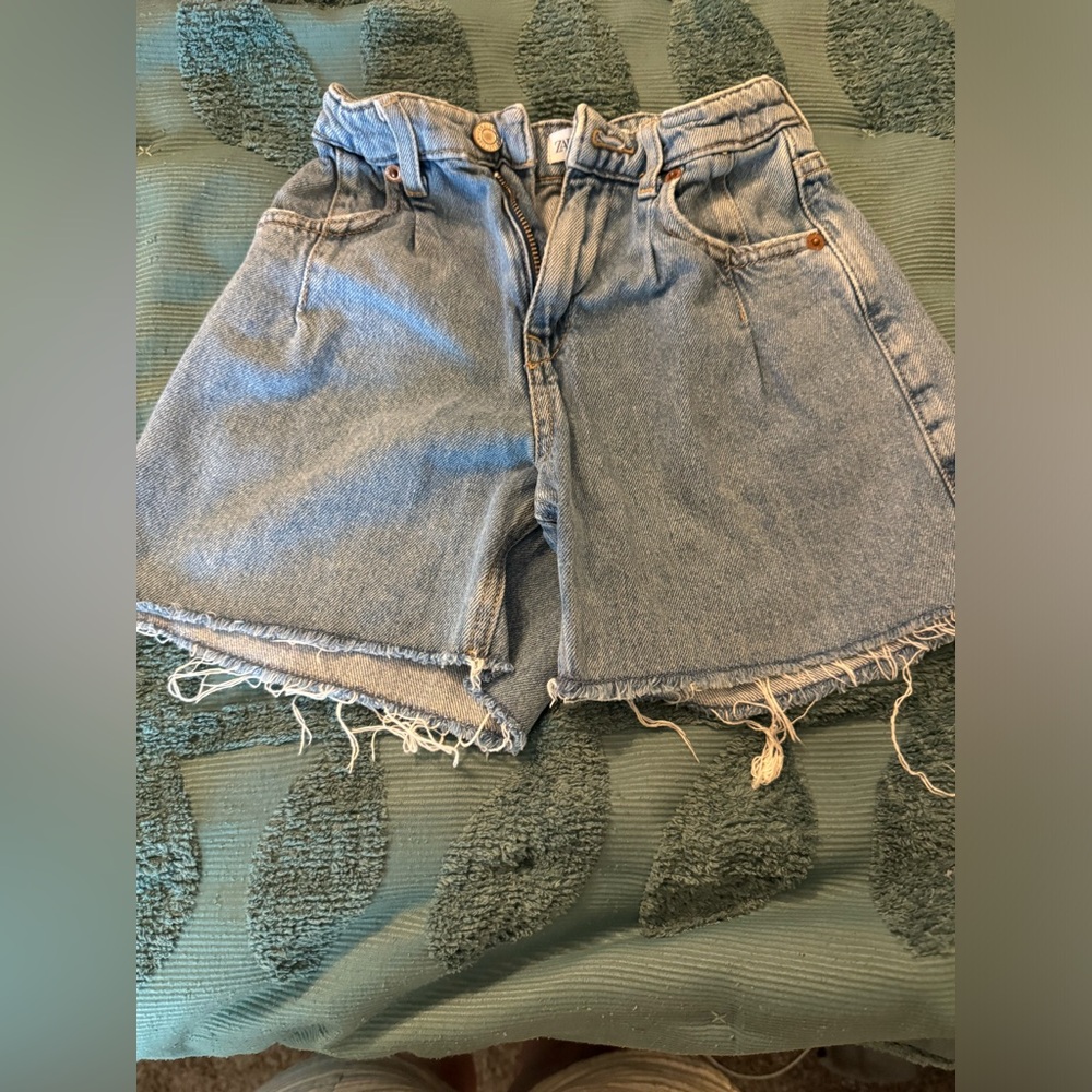 Zara Blue Jean shorts! Great condition